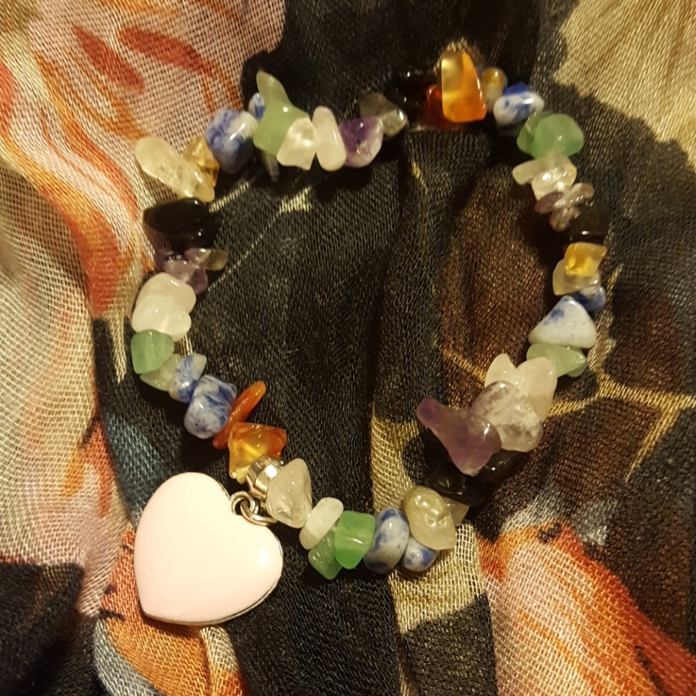 Gem Stone bracelet with Pink Heart